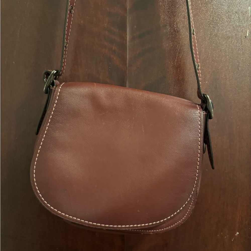 1972 Coach Saddle Saddle Bag In Burgundy Glovetanned Leather